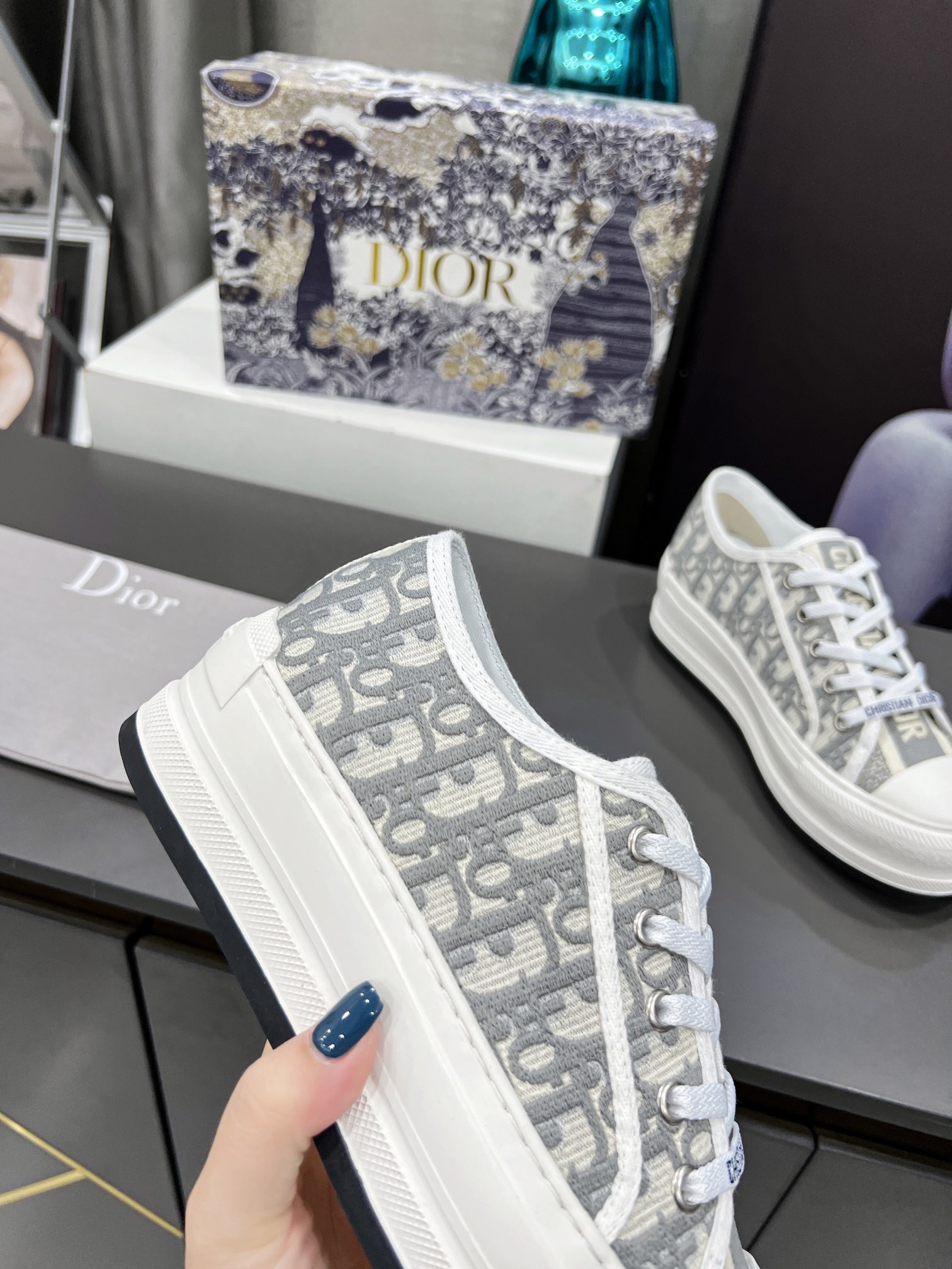 Women's high heels